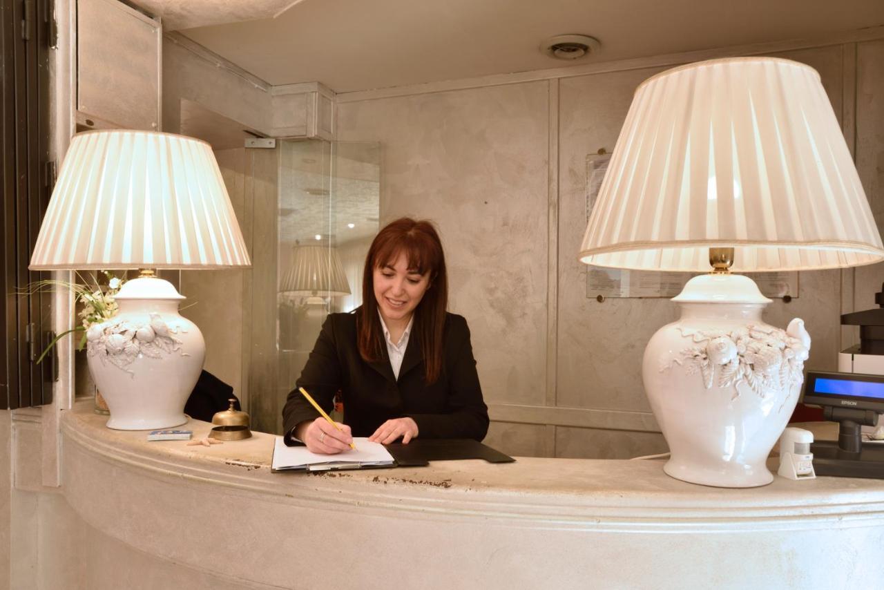 Hotel Morchio Mhotelsgroup Діано-Марина Екстер'єр фото