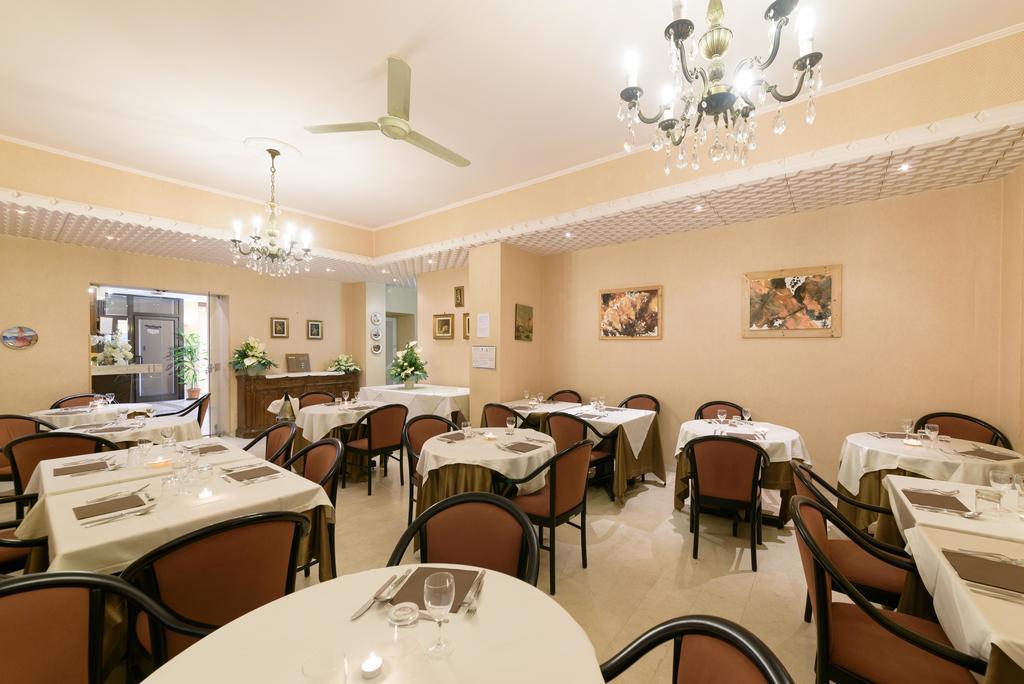 Hotel Morchio Mhotelsgroup Діано-Марина Екстер'єр фото